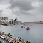 3bdr Flat With Seaview And Jacuzzi By Pmi Malta Sliema