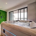 3bdr Flat With Seaview And Jacuzzi By Pmi Malta