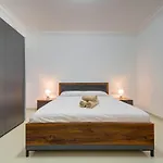 3bdr Flat With Seaview And Jacuzzi By Pmi Malta Sliema
