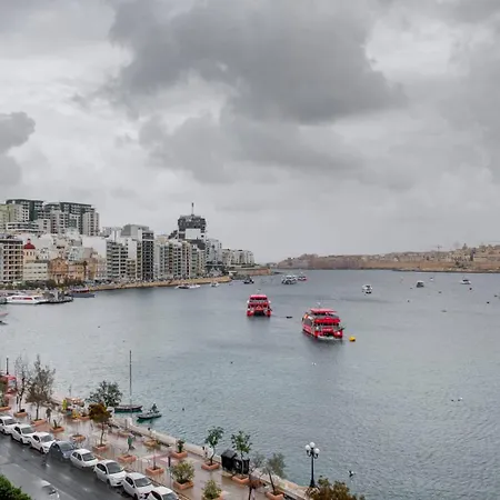 3bdr Flat With Seaview And Jacuzzi Sliema