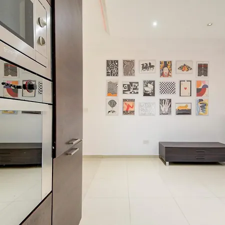 3bdr Flat With Seaview And Jacuzzi * Sliema