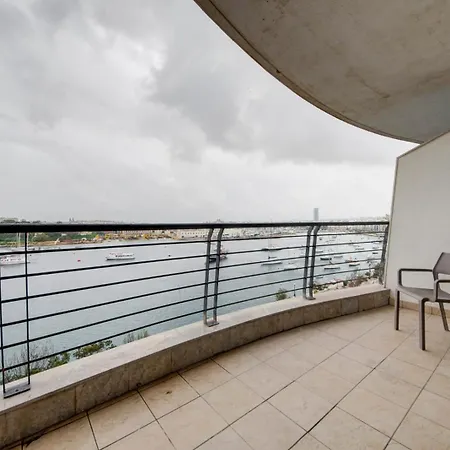 Apartamento 3bdr Flat With Seaview And Jacuzzi