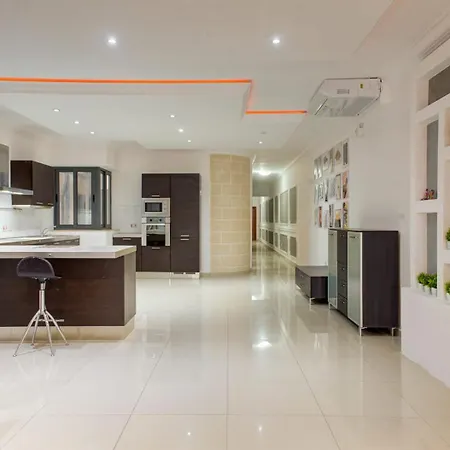 3bdr Flat With Seaview And Jacuzzi Apartment *