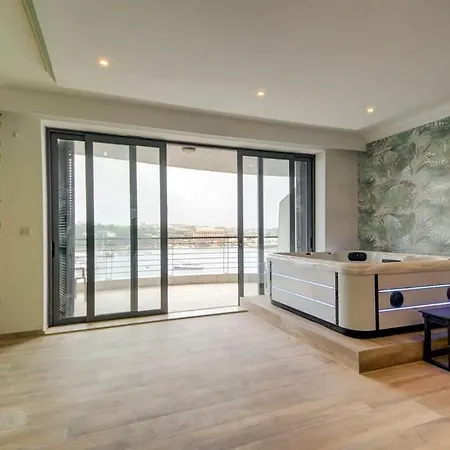3bdr Flat With Seaview And Jacuzzi By Pmi Malta