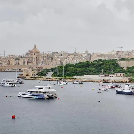 Apartament 3bdr Flat With Seaview And Jacuzzi By Pmi Malta