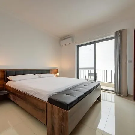 Lejlighed 3bdr Flat With Seaview And Jacuzzi By Pmi Malta *