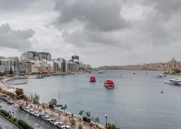 3bdr Flat With Seaview And Jacuzzi By Pmi Malta Sliema