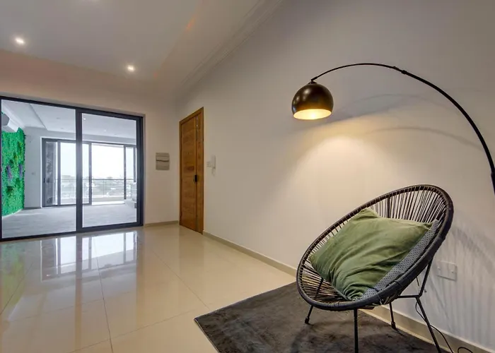 3bdr Flat With Seaview And Jacuzzi By Pmi Malta *