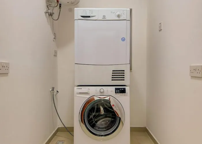 3bdr Flat With Seaview And Jacuzzi Διαμέρισμα *