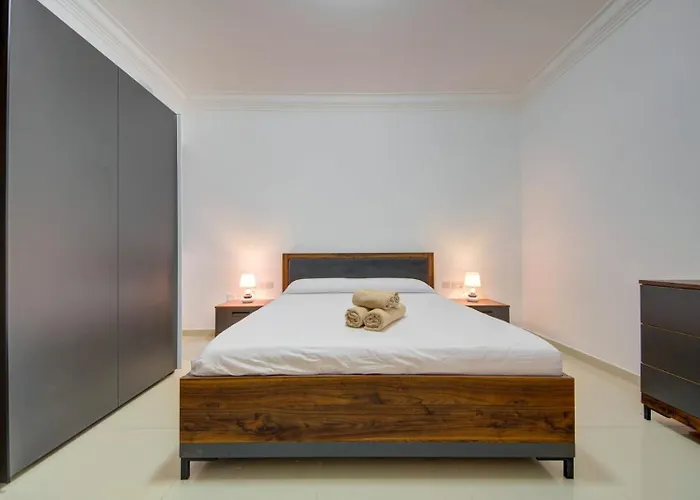 Διαμέρισμα 3bdr Flat With Seaview And Jacuzzi